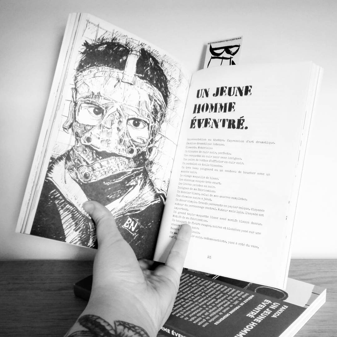 Un jeune homme éventré - Archives de la Zone Mondiale