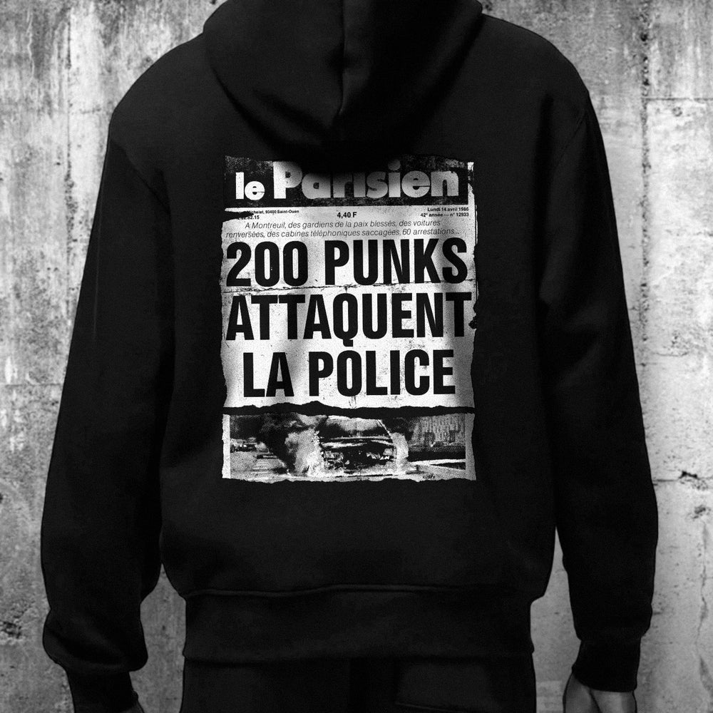 Sweat-shirt 200 punks attaquent la police.  100% coton bio et equitable.