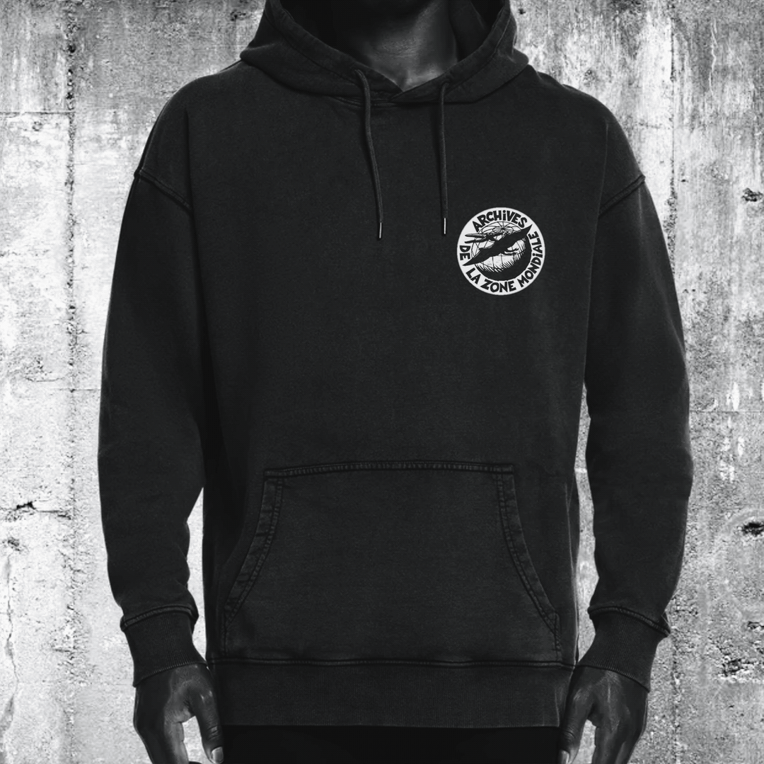 Sweat-shirt 200 punks attaquent la police.  100% coton bio et equitable.