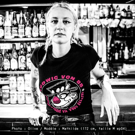 Tshirt Ludwig Von 88 "vengeur masqué", serigraphie blanc et rose sur Tshirt Noir